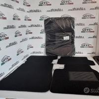 Tappetini Auto Universali Neri Antiscivolo Moquett