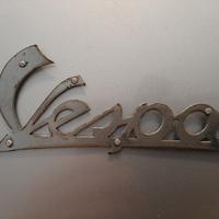 scritta vespa