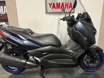 Yamaha X-Max 300