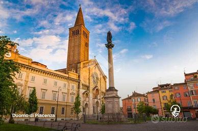 3 LOCALI A PIACENZA