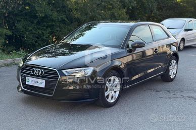 AUDI A3 1.0 TFSI S tronic Business