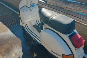 Vespa PX125E
