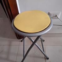 sgabello richiudibile in metallo