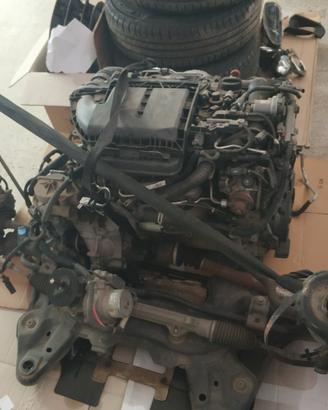 Pezzi ricambio Peugeot 208 1,4 HDi 68cv robotizzat