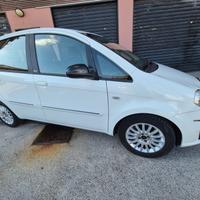 Lancia MUSA 1.3 Mjt 95 CV Gold