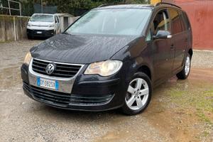 Turan 1.9 tdi km320.000 per neopatentati