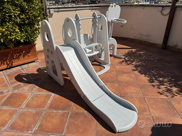 Parco Giochi Bimbi con Scivolo Altalena e Canestro