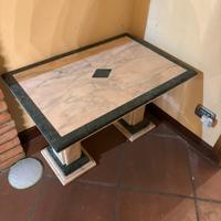 Tavolo basso in marmo