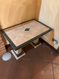 Tavolo basso in marmo