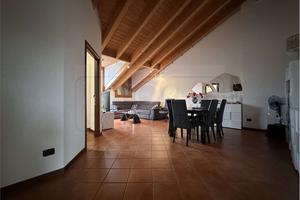 MANSARDA ARREDATA IN CENTRO