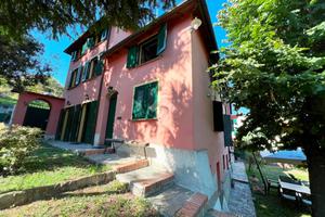 PORZIONE DI TRIFAMILIARE A SERRA RICCÒ