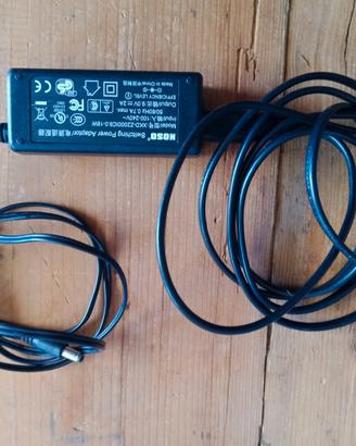 Alimentatore 9 Volt 2 Ampere 