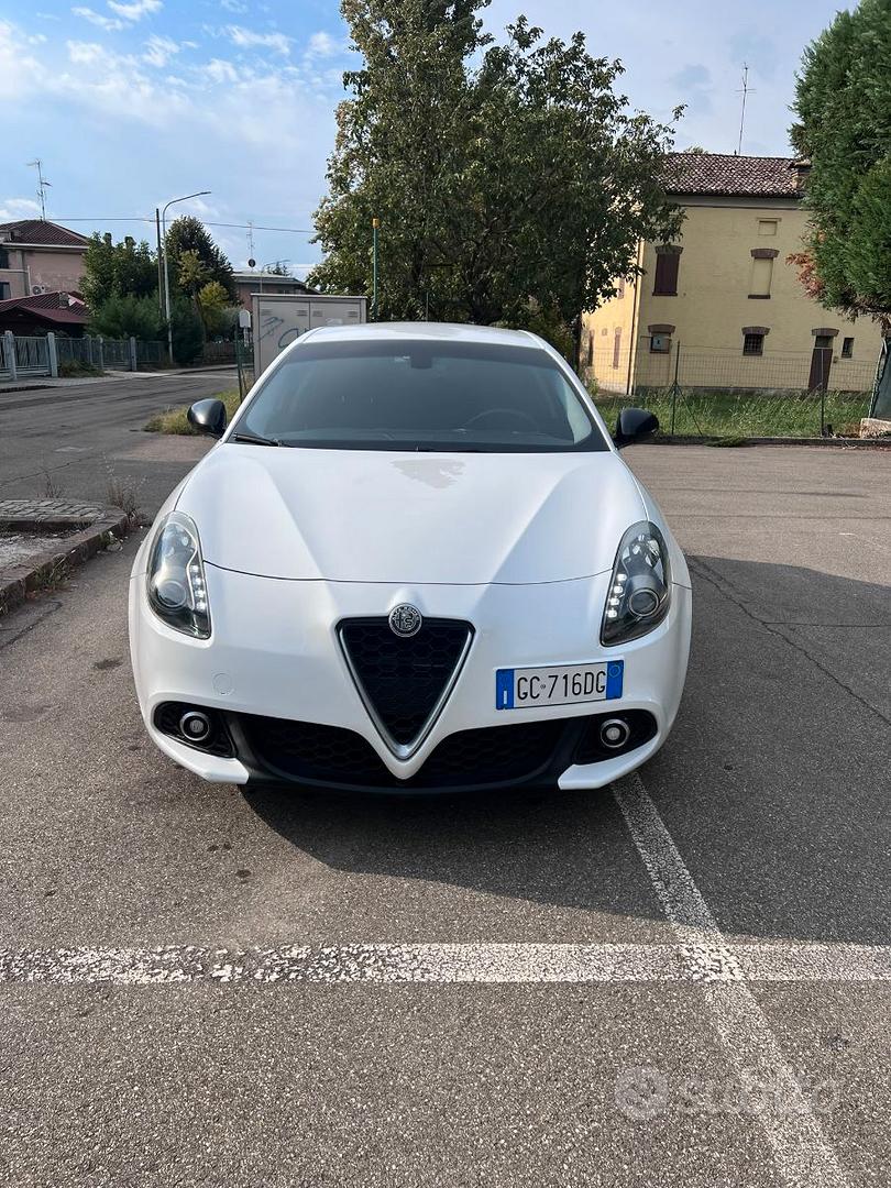 Alfa Romeo Giulietta 2018 photo 2