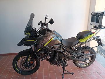 Benelli 702x con 338 km, NUOVA  2025 luglio