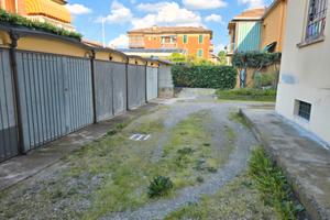 garage in via Mantegna