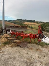 Aratro kuhn varimaster 151 trivomere giardinaggio