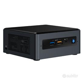 Intel NUC8i7BEH2 NUC - Intel Core i7 - 12 GB RAM