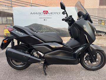 Yamaha X-Max 300 Tech Max
