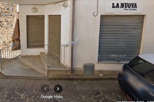 Locale commerciale a Sini (OR)