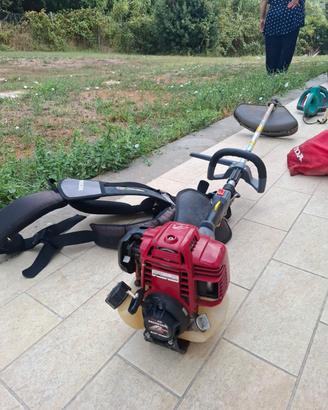 decespugliatore Honda