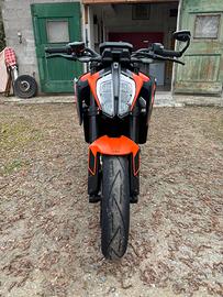 Ktm Duke 890 GP