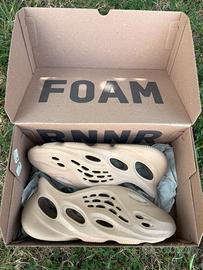Yeezy foam runner
