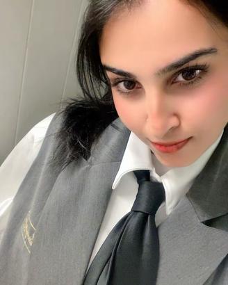 Banchista barista aiuto cameriera commessa
