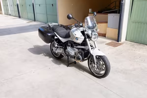 Bmw r1200r 2008 alpine white full optional