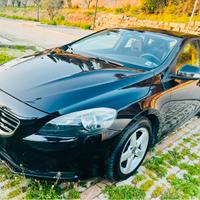 Volvo V40 - 1.6 D2