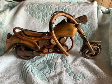 Moto in legno
