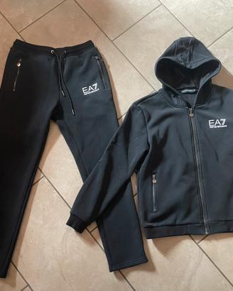 TUTA EMPORIO ARMANI