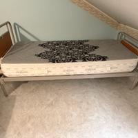 Letto con rete elettrica + materasso