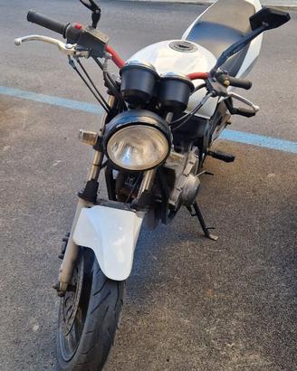 Suzuki GS 550