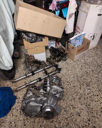 pezzi honda four 350