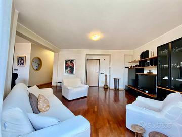 Appartamento di 100 m² con 3 locali e box auto a C