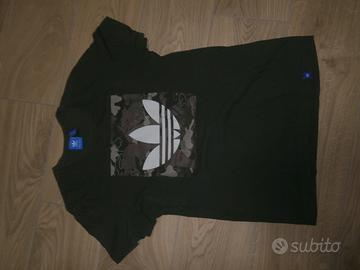 T-shirt Adidas originale