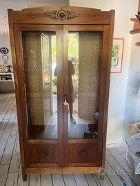 Vetrina in legno