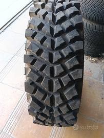 pneumatici 205-70-15 trak 
