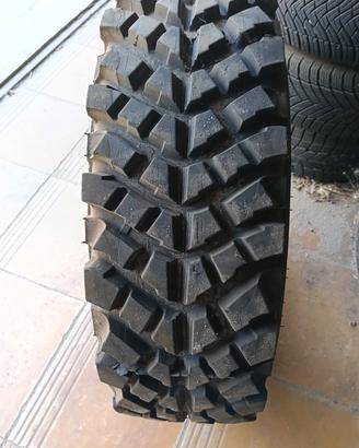 pneumatici 205-70-15 trak 
