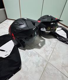 Caschi ufo