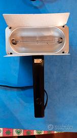 Faro alogeno vintage per fotografia