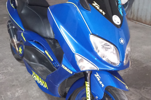 Yamaha tmax ,tenuto da vero patito
