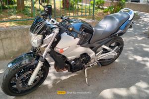 Suzuki GSR 600