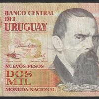 Uruguay - banconota circolata da 2000 Pesos P-68