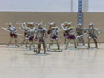 Cherilea Toys - 11 Vichinghi Soldatini Anni '60