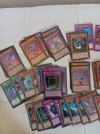 Carte Yu gi oh ragazza mag aleister mago nero