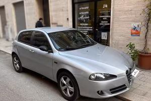 Alfa Romeo 147 **128.00km!!**