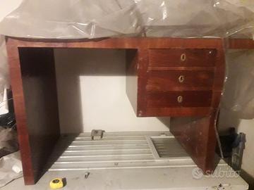 SCRIVANIA IN STILE ANTICO