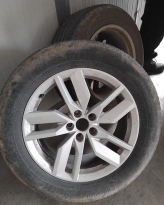 n. 04 CERCHI Gomme 18°p - AUDI Q5 originali