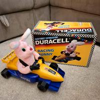 DURACELL CONIGLIETTO RACING BUNNY PELUCHE Perfetto